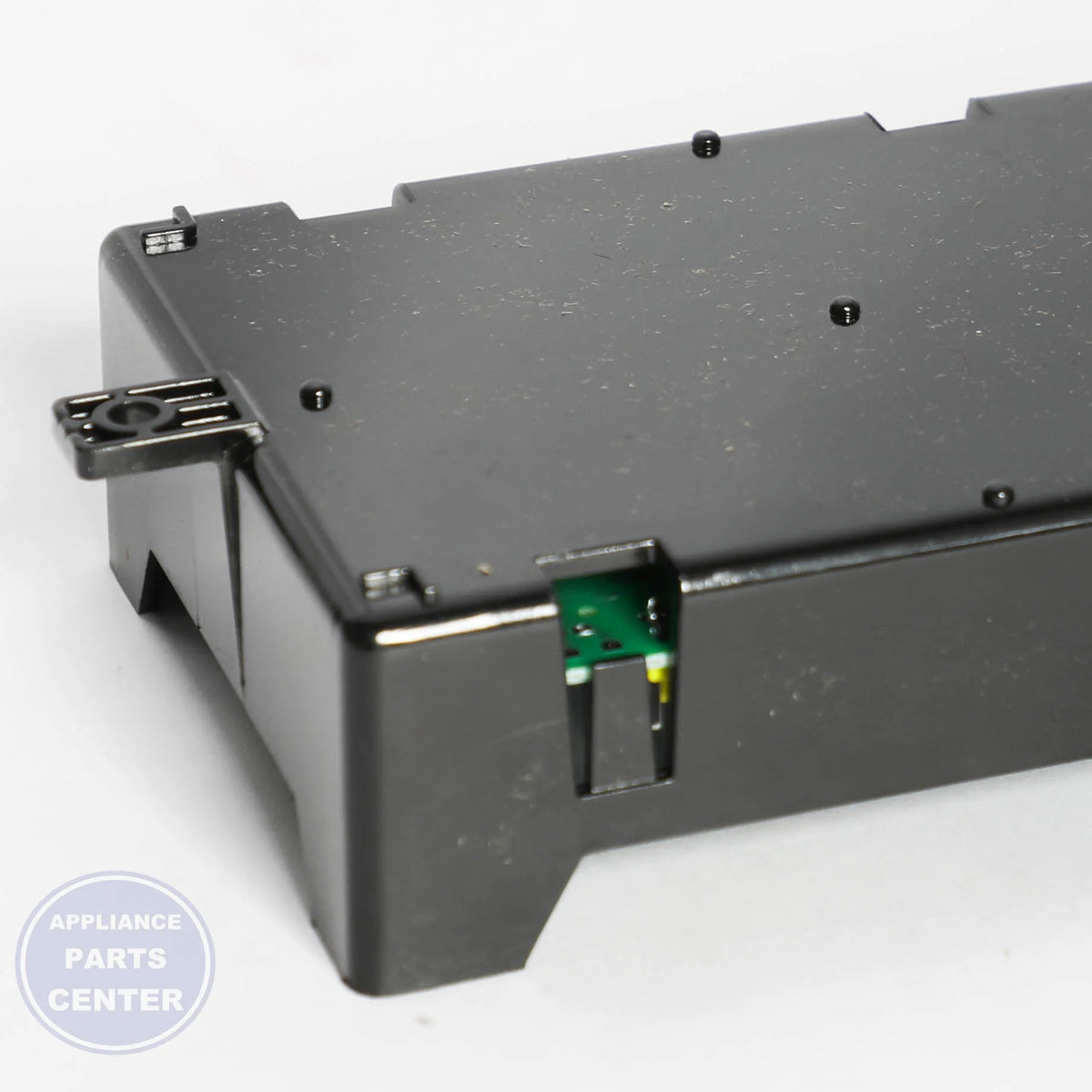 CNTRL-ELEC W11686852 - Side view with precise circuit control specs