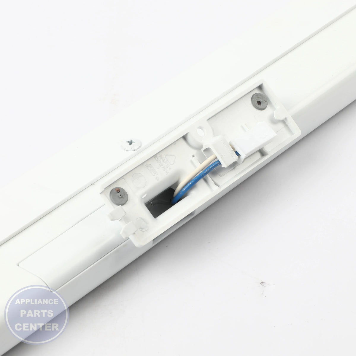 RAIL-MULLN W11692845 - Detailed view of durable construction