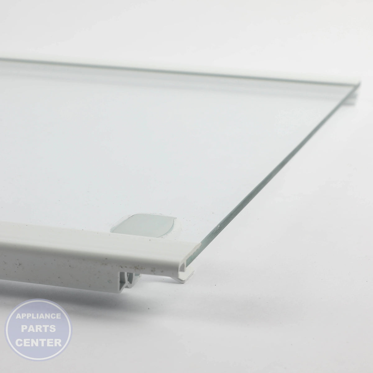WPL SHELF-GLAS W11735897 - Installation in W11184851 showing easy mounting points
