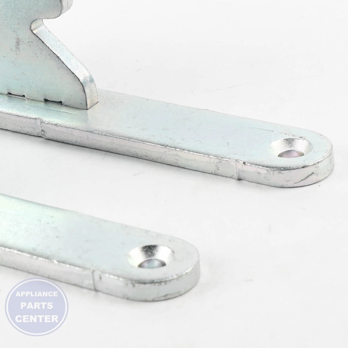 WPL HINGE-DOOR W11747628 - Installation in W10917991 showing easy mounting points