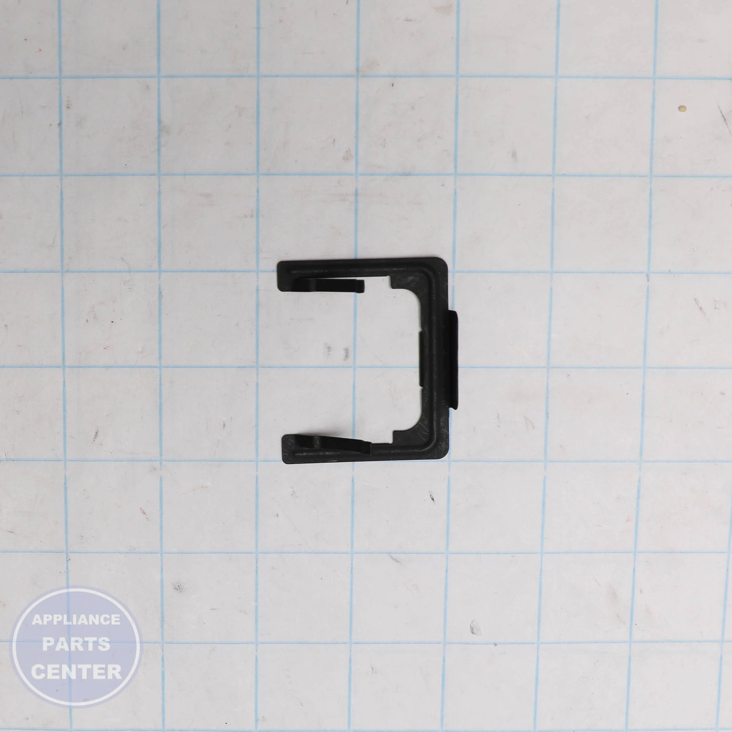GEH RANGE BROIL ELEMENT CLIP WB01X26891 - Installation in JGBS66REK showing key mounting points