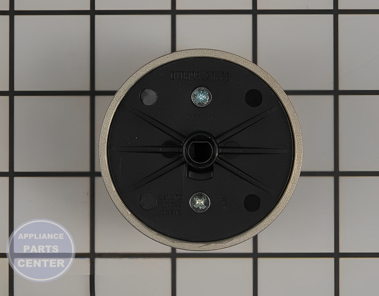 Knob WB03X20565 - Detailed view of precise fit for GE Range