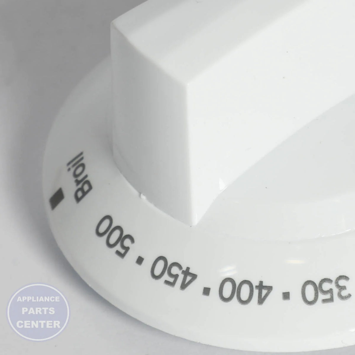 GEH RANGE THERMOSTAT KNOB - WHITE WB03X23606 - Installation in specific model showing mounting points