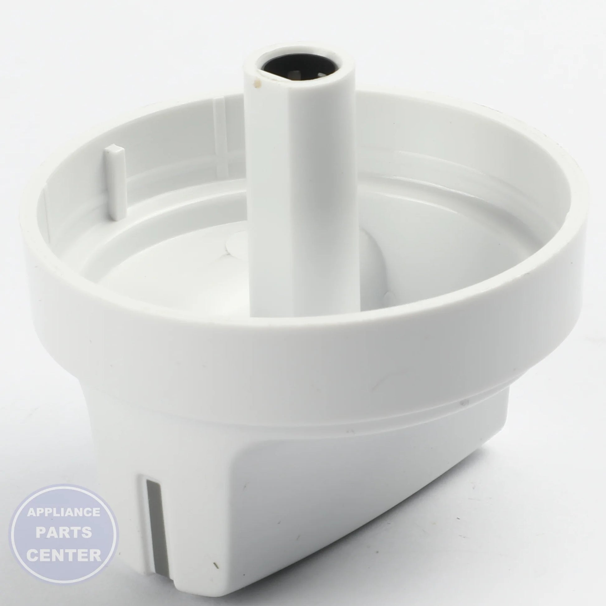 GEH KNOB ASM WH WB03X29306 - Installation in specific model showing easy mounting points