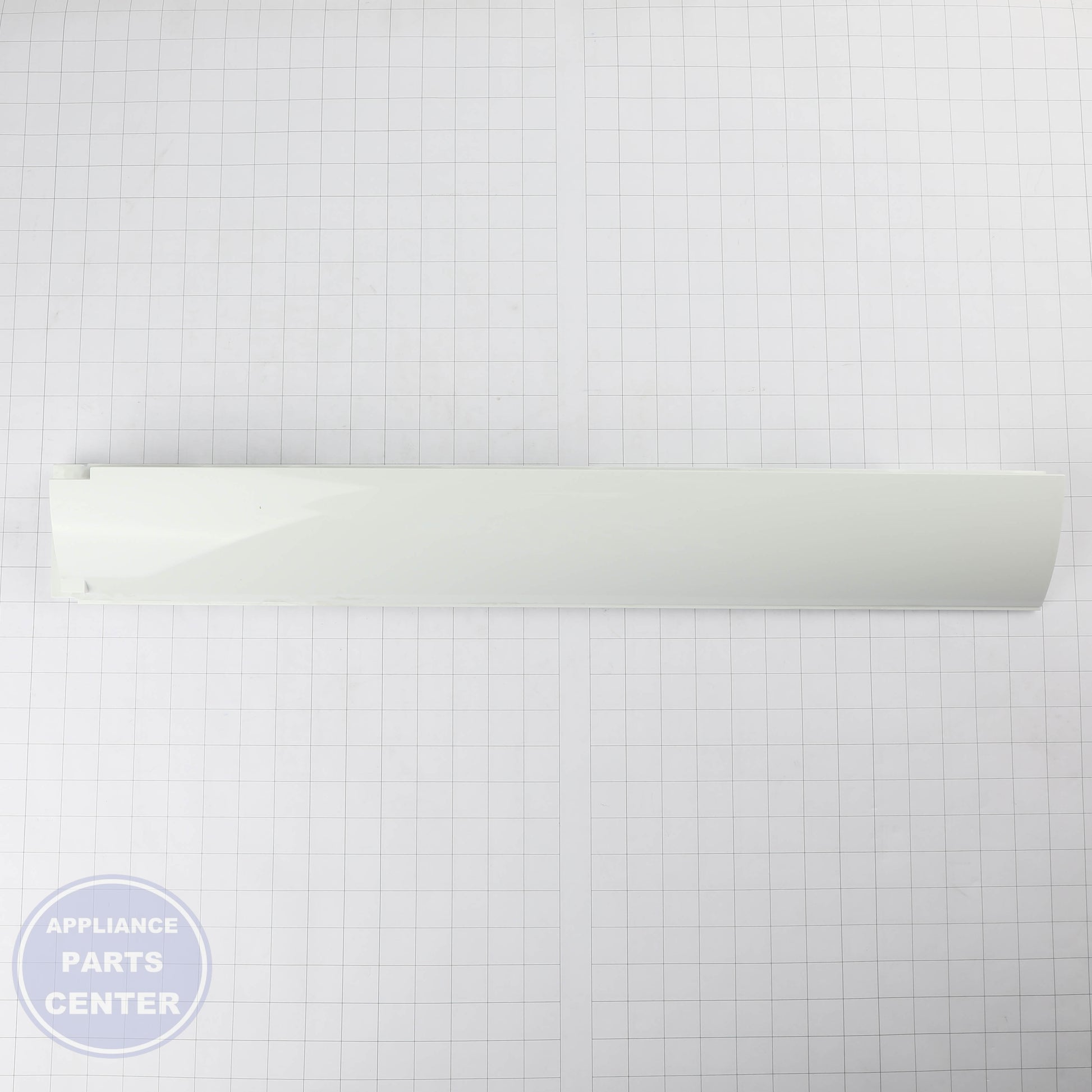 GEH VENT GRILLE WHITE WB07X11411 - Installation in specific model showing easy mounting points
