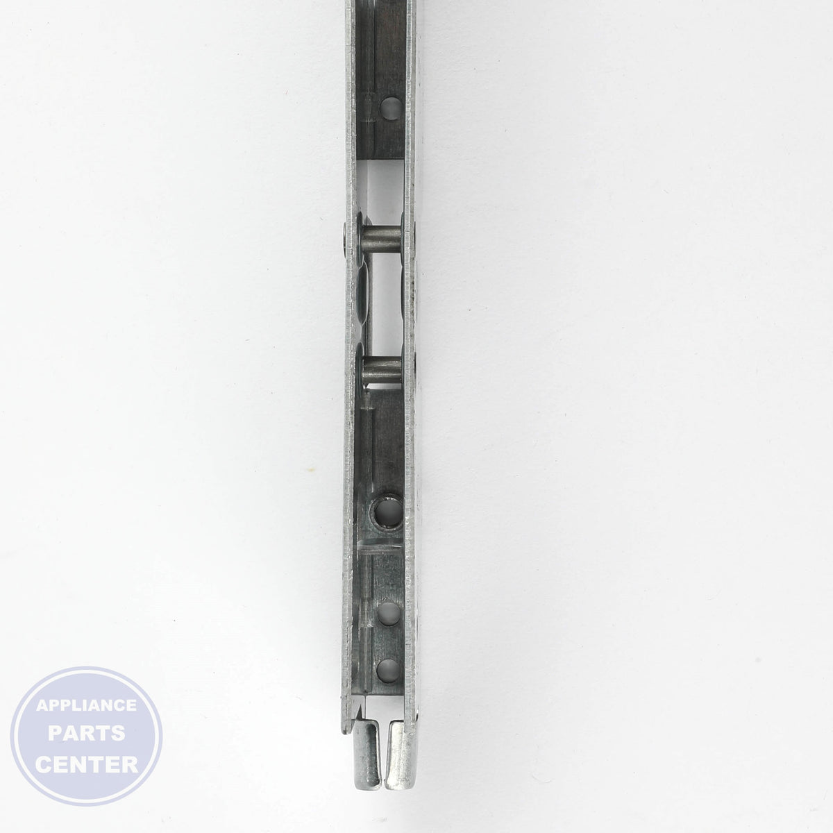 GEH HINGE RECEIVER WB10T10068 - Installation in GEH model showing easy mounting points