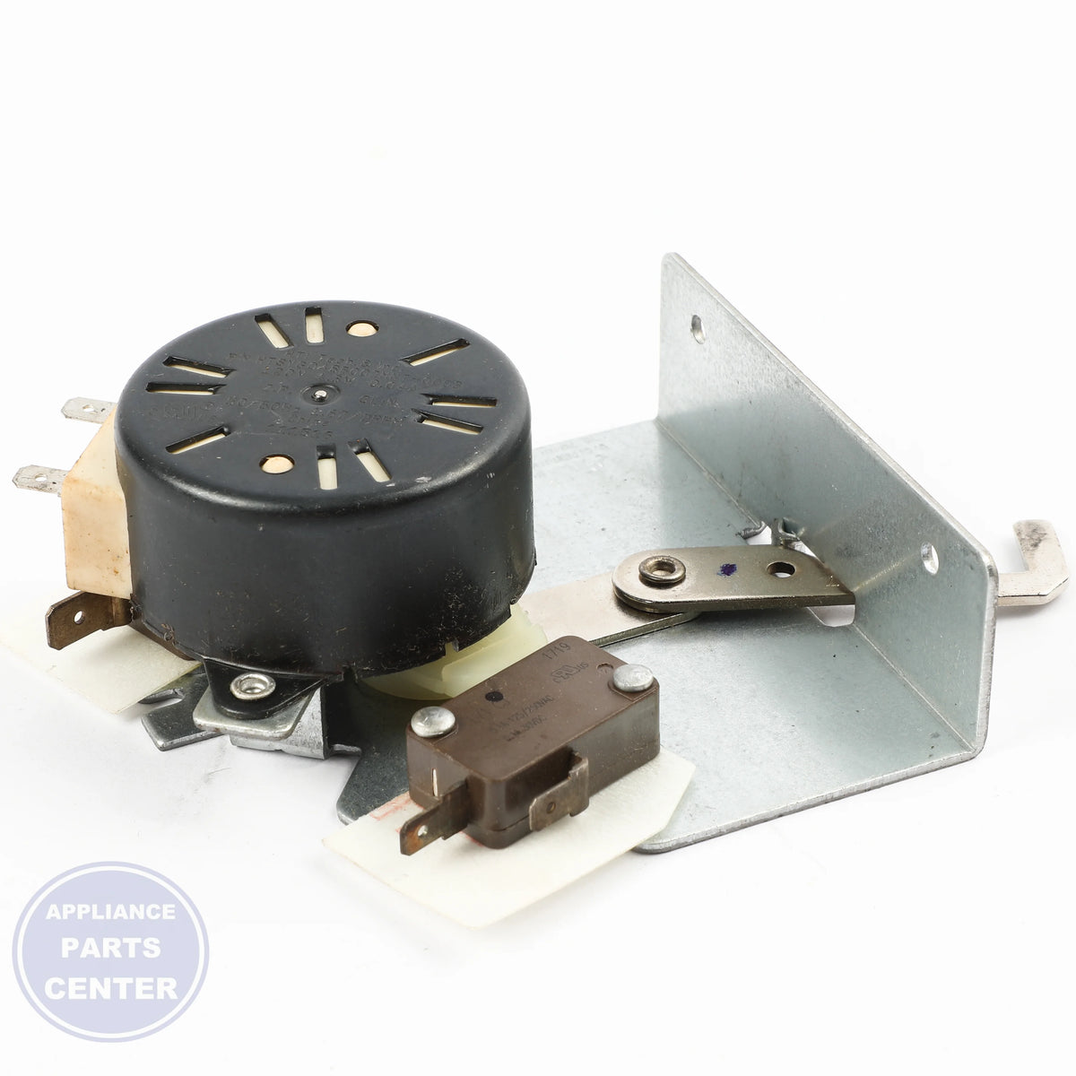 LATCH AUTOMATIC WB10X20842 - Detailed view of efficient operation feature