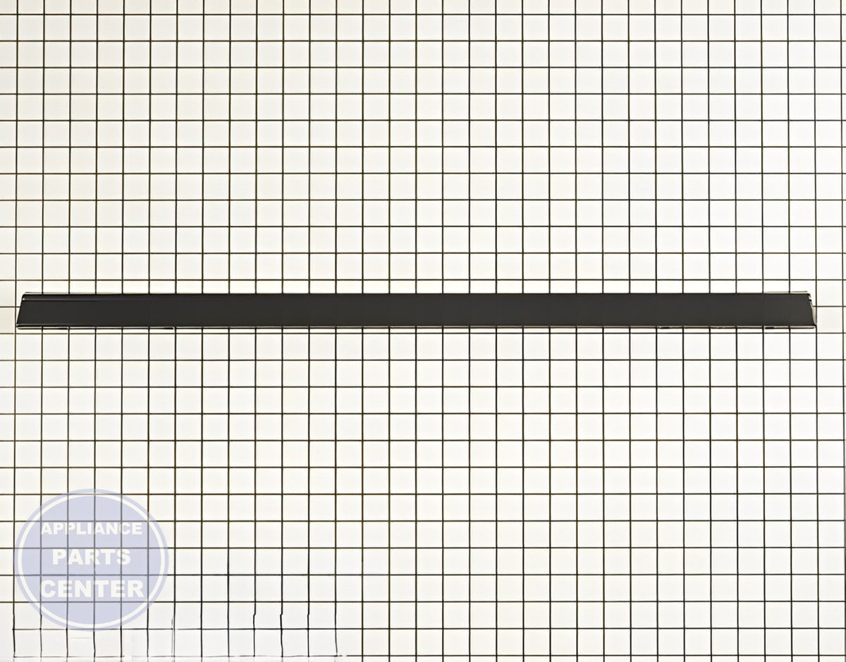 GEH RANGE HANDLE WB15X10225 - Main view showing secure grip for various models