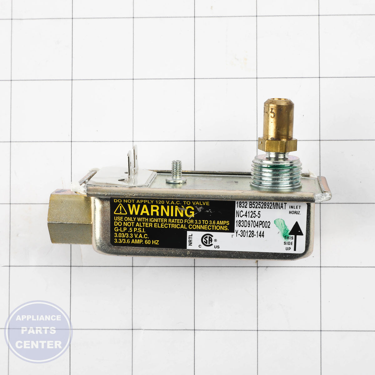 GEH RANGE SINGLE SAFETY VALVE WB19K10029 - Installation in GEH model showing key mounting points