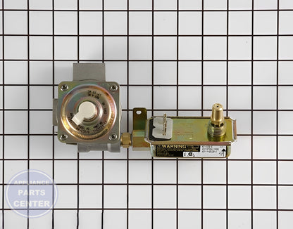 GE Valve and Pressure Regulator WB19K10044 - Main view showing gas flow control for GE, Kenmore, Hotpoint models