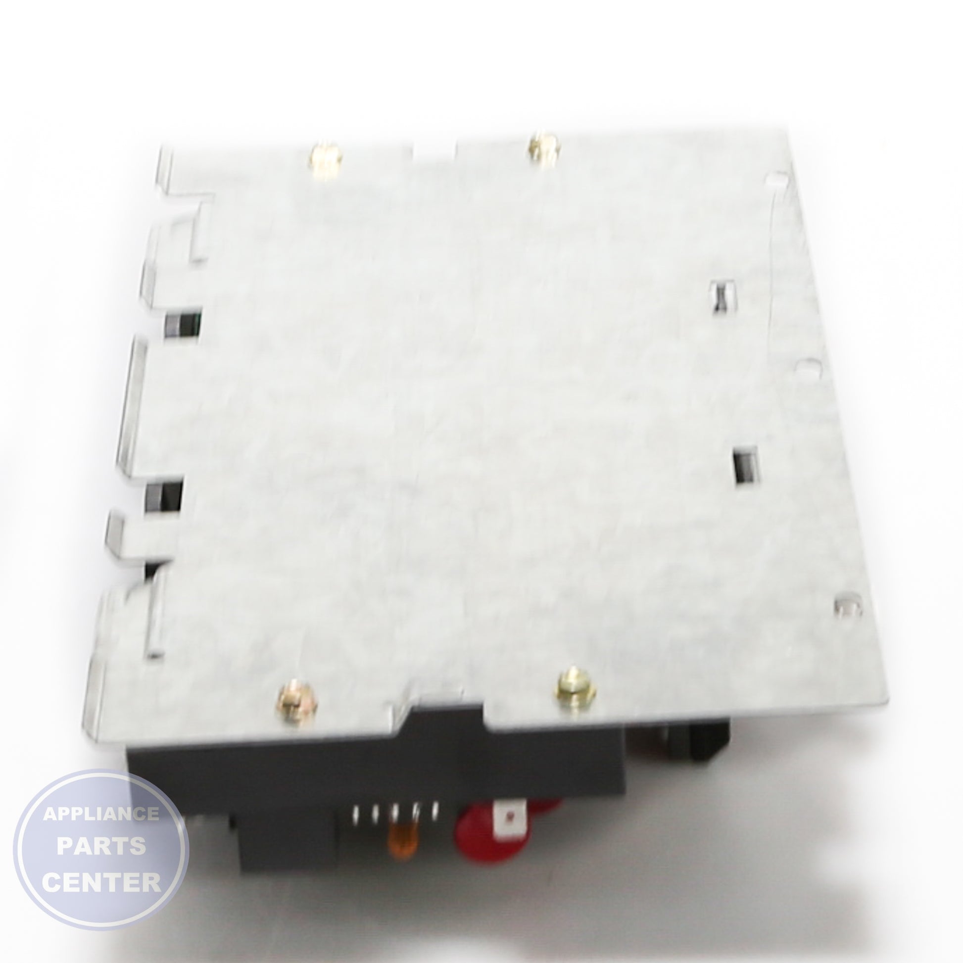 RANGE RIGHT RELAY BOARD WB19K10061 - Detailed view of precise control mechanisms