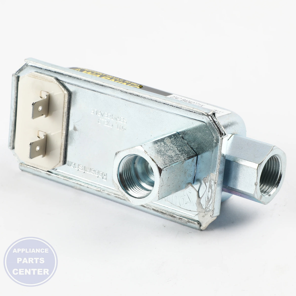 GEH SAFETY VALVE SINGLE WB21X28836 - Installation in XYZ-123 model showing key mounting points