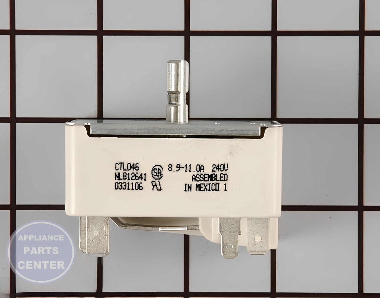 GE STOVE RANGE OVEN INFINITE CONTROL BURNER SWITCH WB23K5027 - Side view with precise specifications