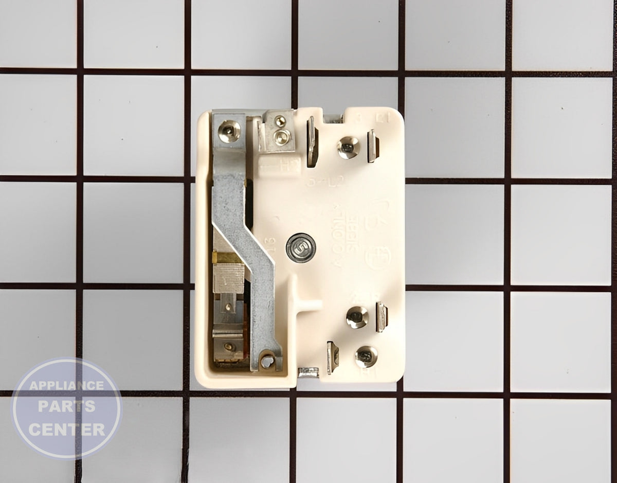 GE OVEN INFINITE SWITCH WB24T10022 - Installation in GEN model showing easy mounting points