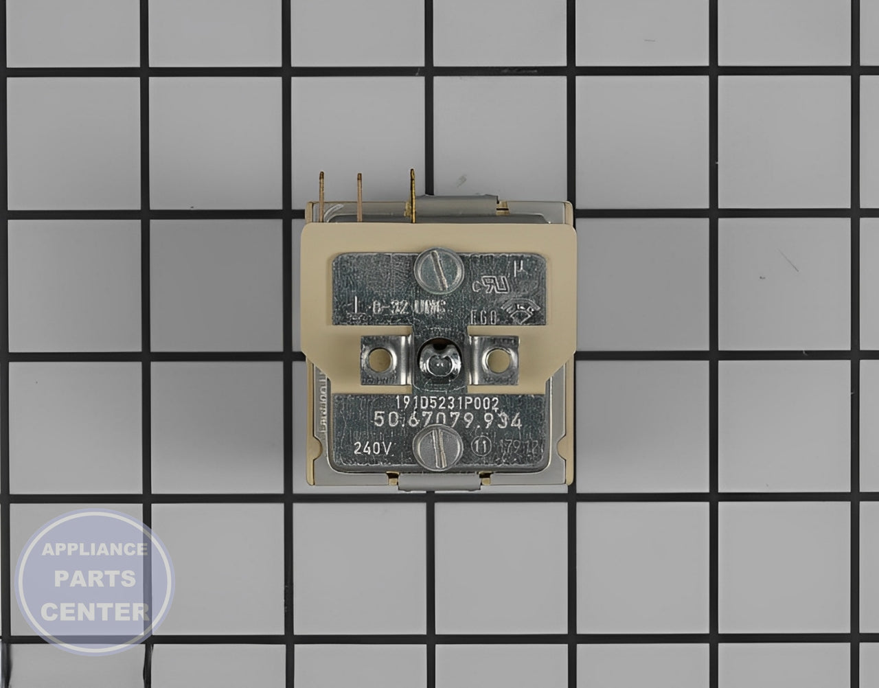 GE Surface Element Switch WB24T10162 - Main view showing precise heating control for compatible models