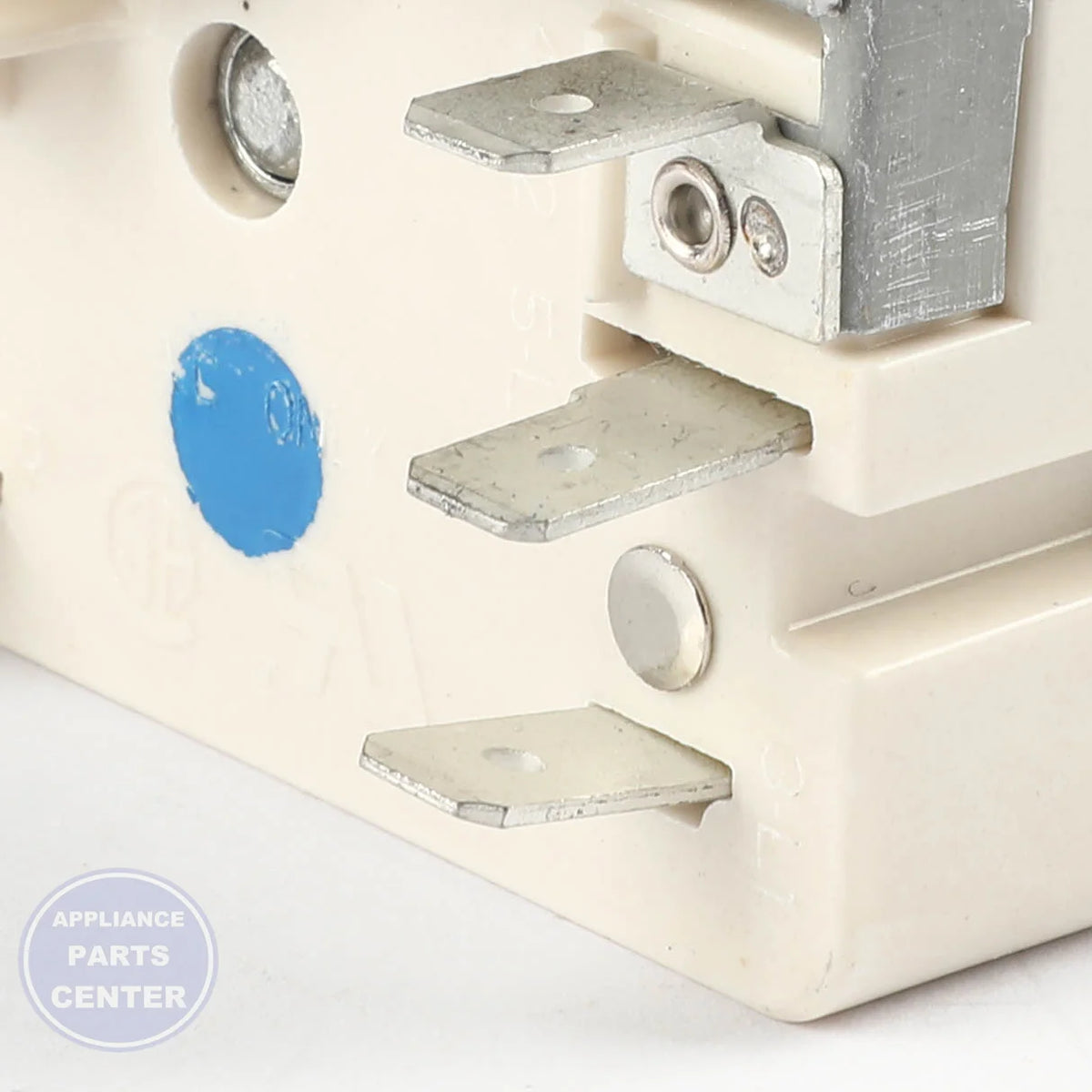 SWITCH INFINITE WB24X31917 - Side view with reliable construction and high-temperature support