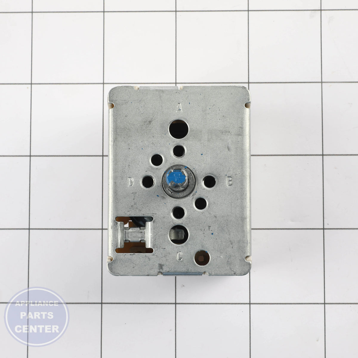 GEH SWITCH INFINITE WB24X31917 - Installation in specific model showing key mounting points