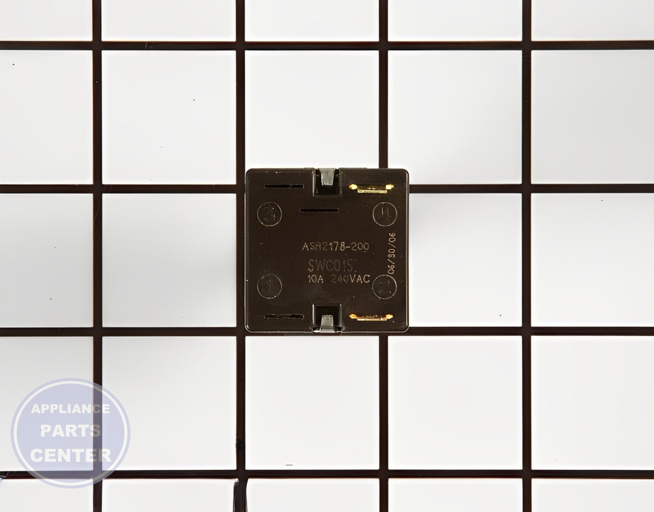Selector Switch WB24X449 - Detailed view of 15 amp rating