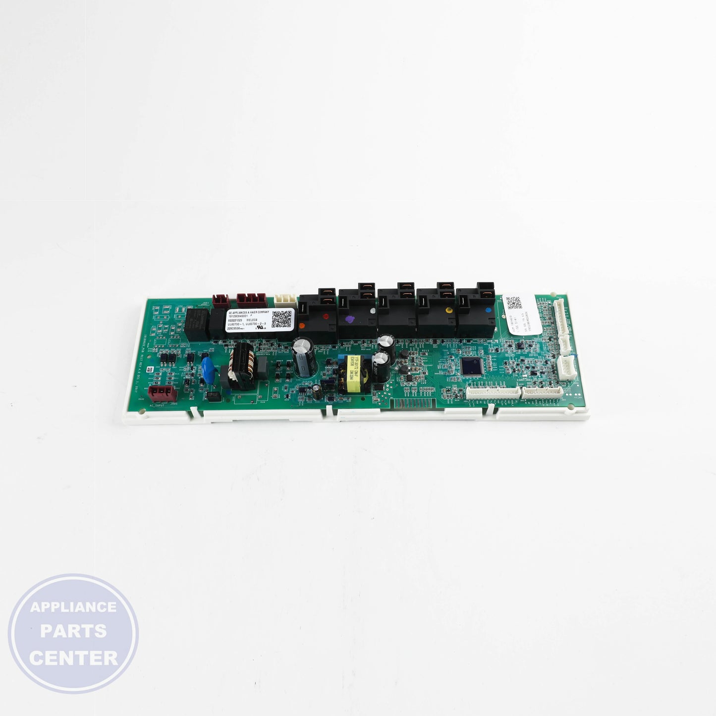 CONTROL BOARD ASM RC17 WB27X33145 - Detailed view of circuit board technology