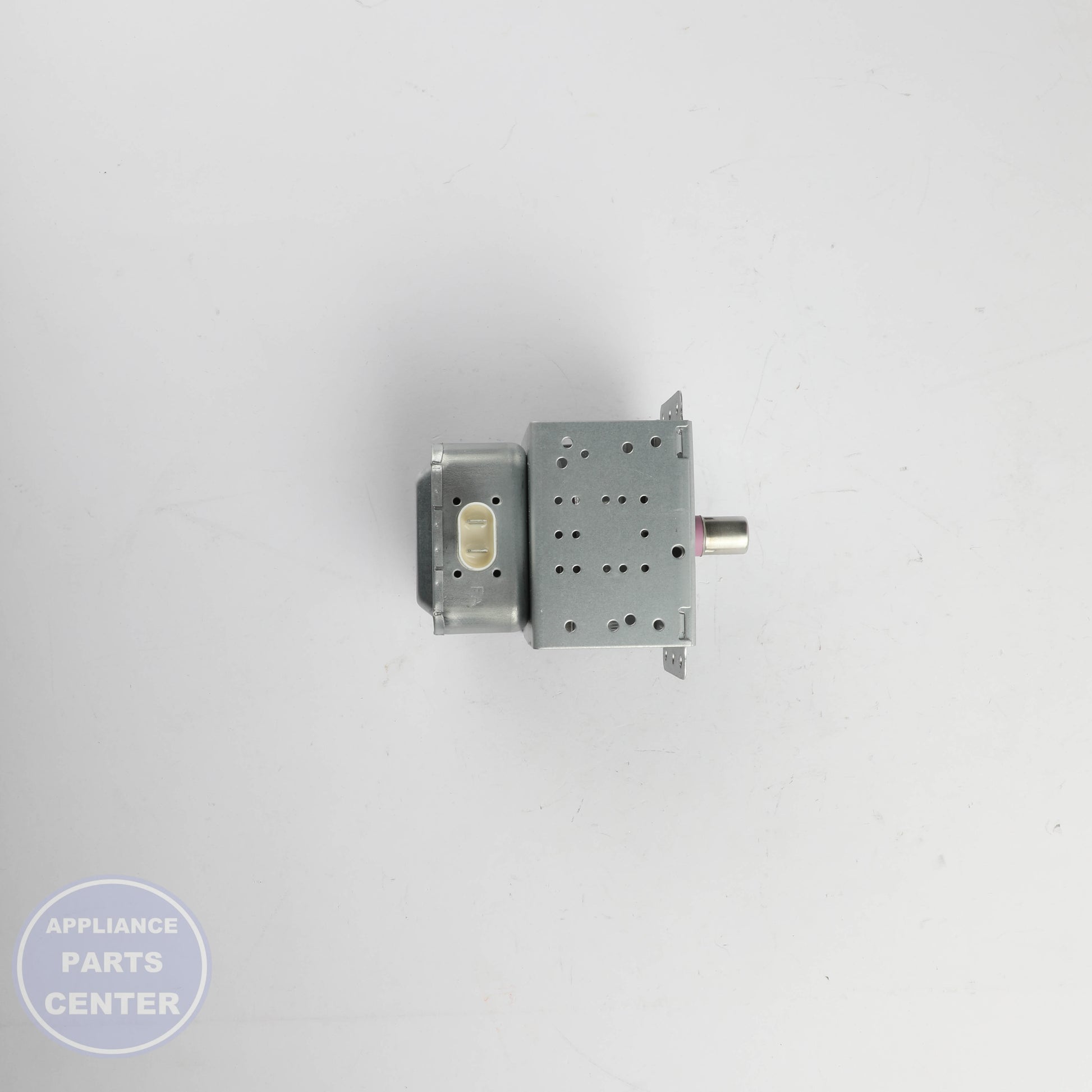 GEH MGT WB27X41826 - Installation in specific model showing mounting points