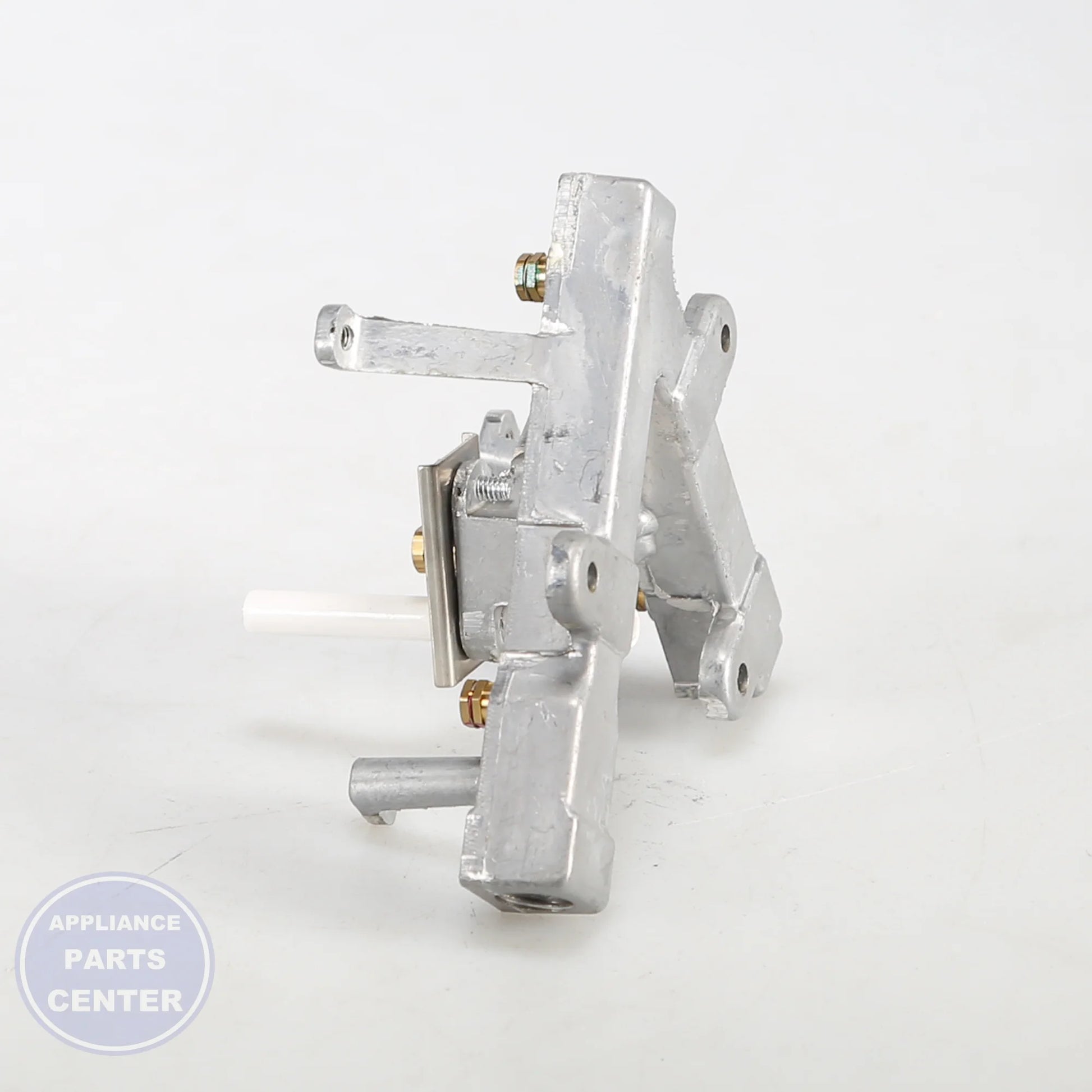 GEH RANGE TOP BURNER ASSEMBLY WB28K10785 - Installation in GEH model showing key mounting points