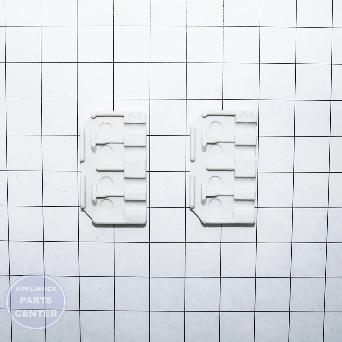 GEH TERM BLOCK WB2X1351 - Installation in GEH model showing key mounting points