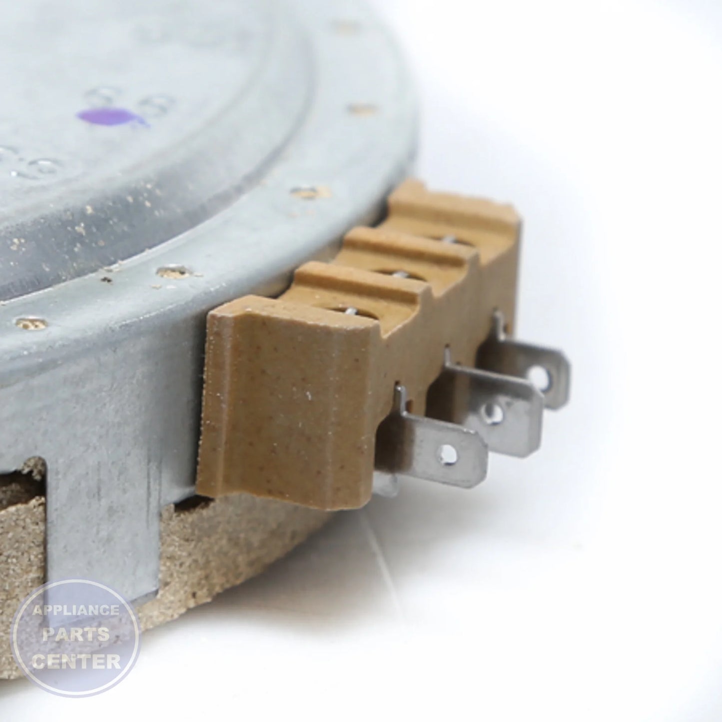 ELEMENT RADIANT 6 WARMER WB30T10124 - Detailed view of efficient heating element