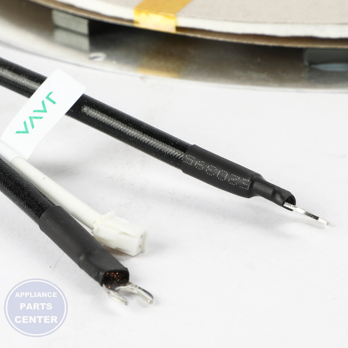 GEH ELEMENT INDUCTION 3700W WB30X38227 - Installation in GEH model showcasing easy mounting points