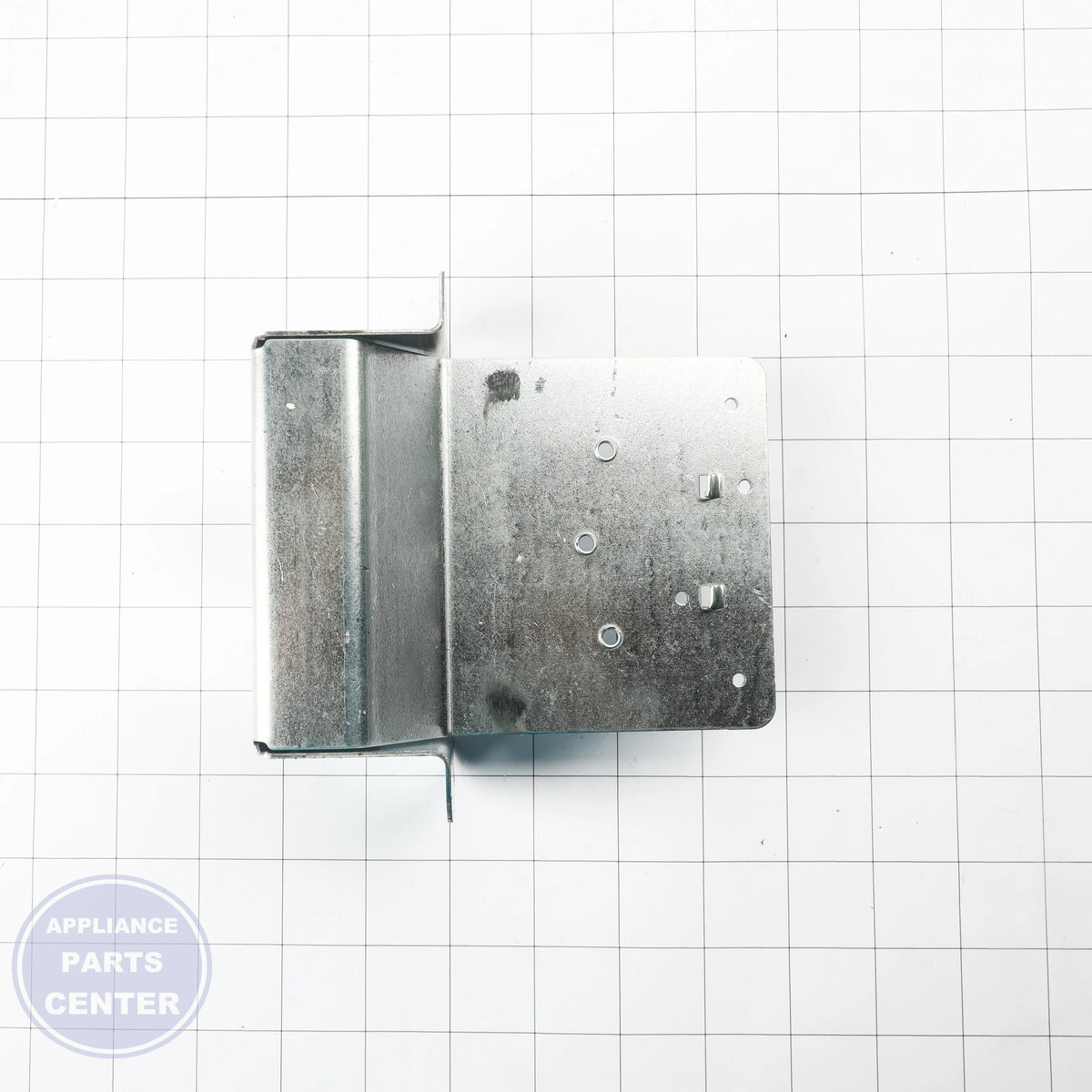 GEH TERMINAL BLOCK MOUNT WB34X29565 - Installation in GEH model showing secure mounting points