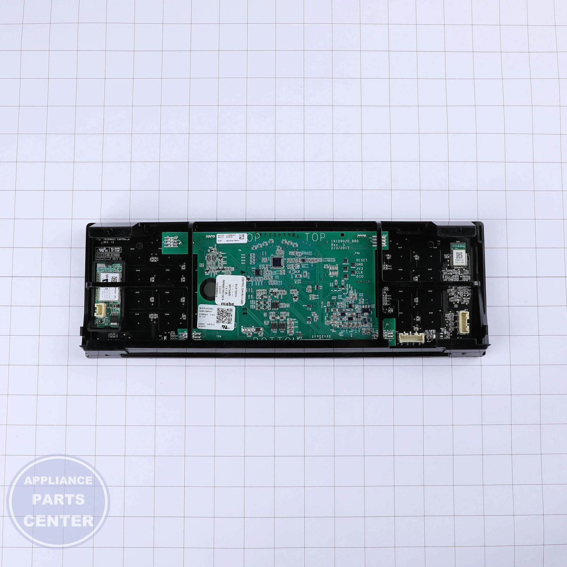 GEH GLASS AND TOUCH BOARD ASM WB56X28189 - Installation in GEH model showcasing key mounting points