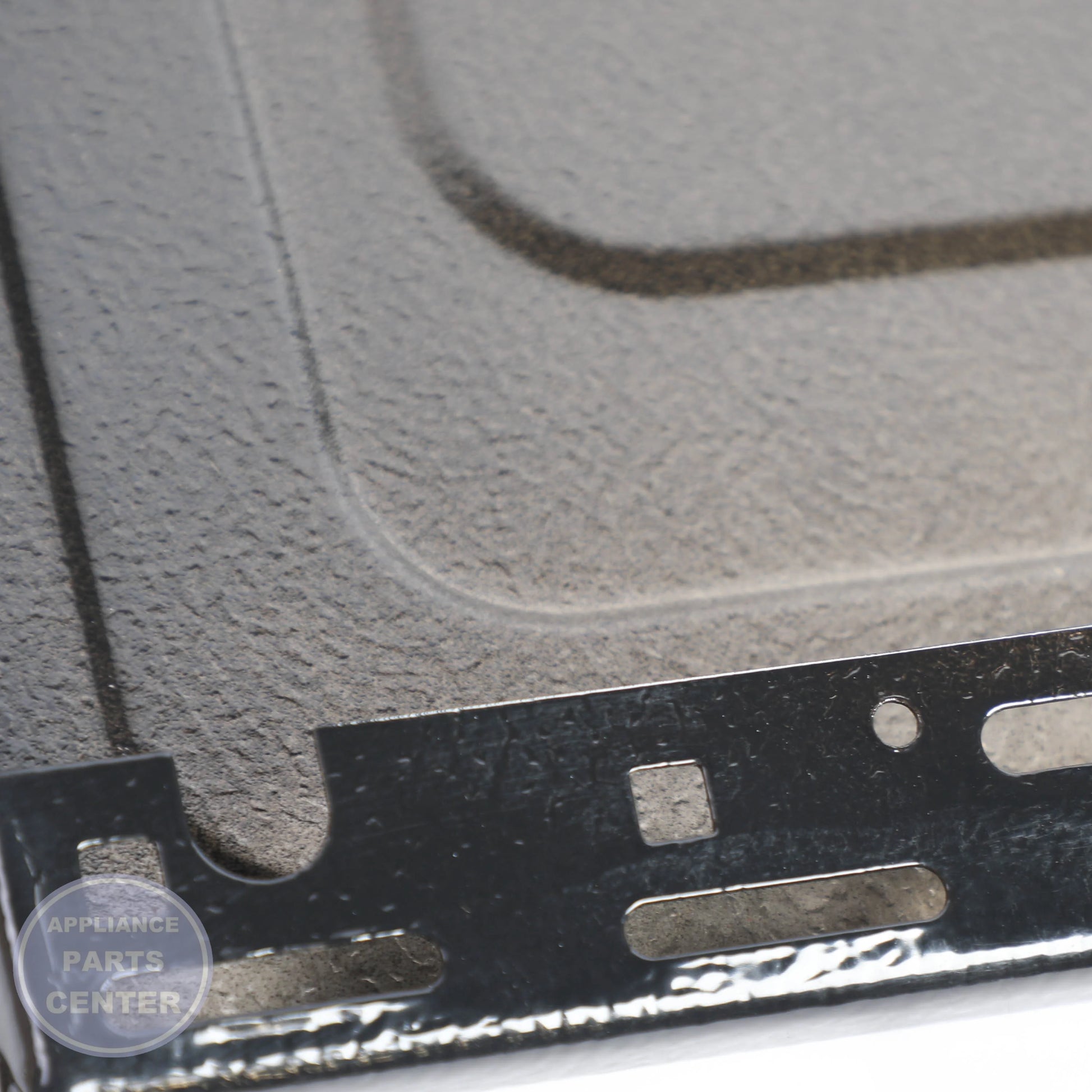 GEH PANEL SIDE WB56X29128 - Installation in GEH Range showing easy mounting points