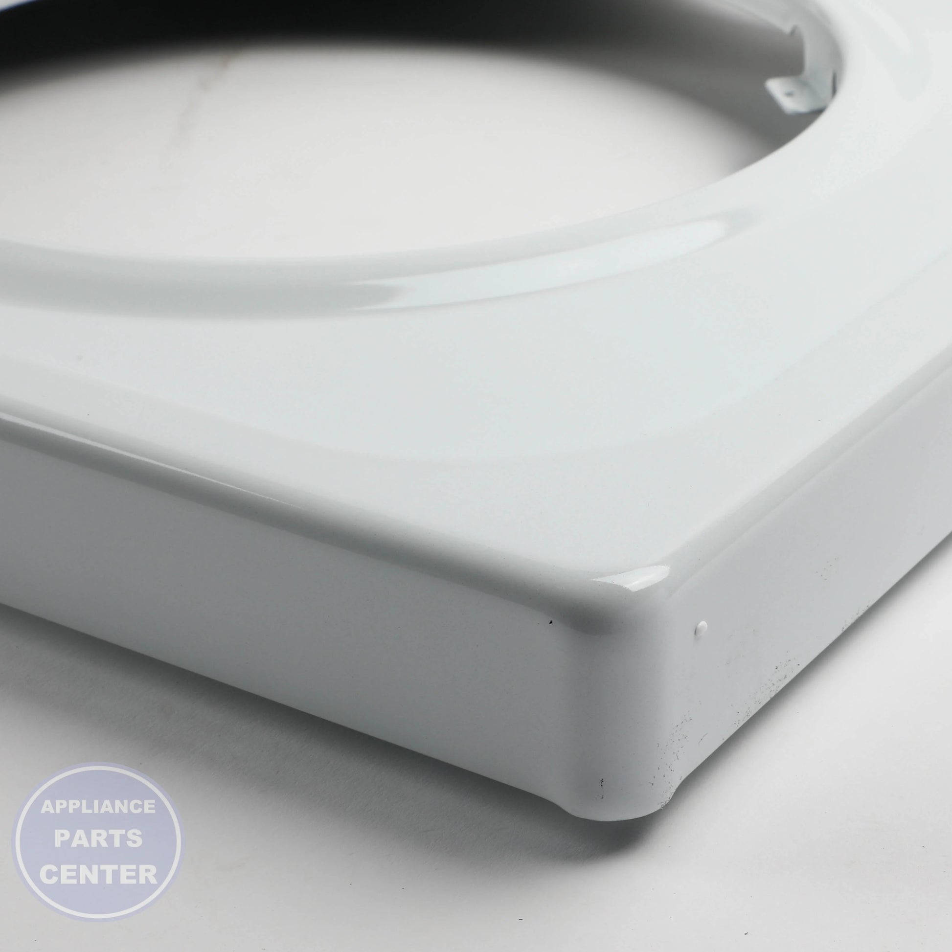 GEH RANGETOP MECH ASM WH WB62T10614 - Installation in specific model showing key mounting points