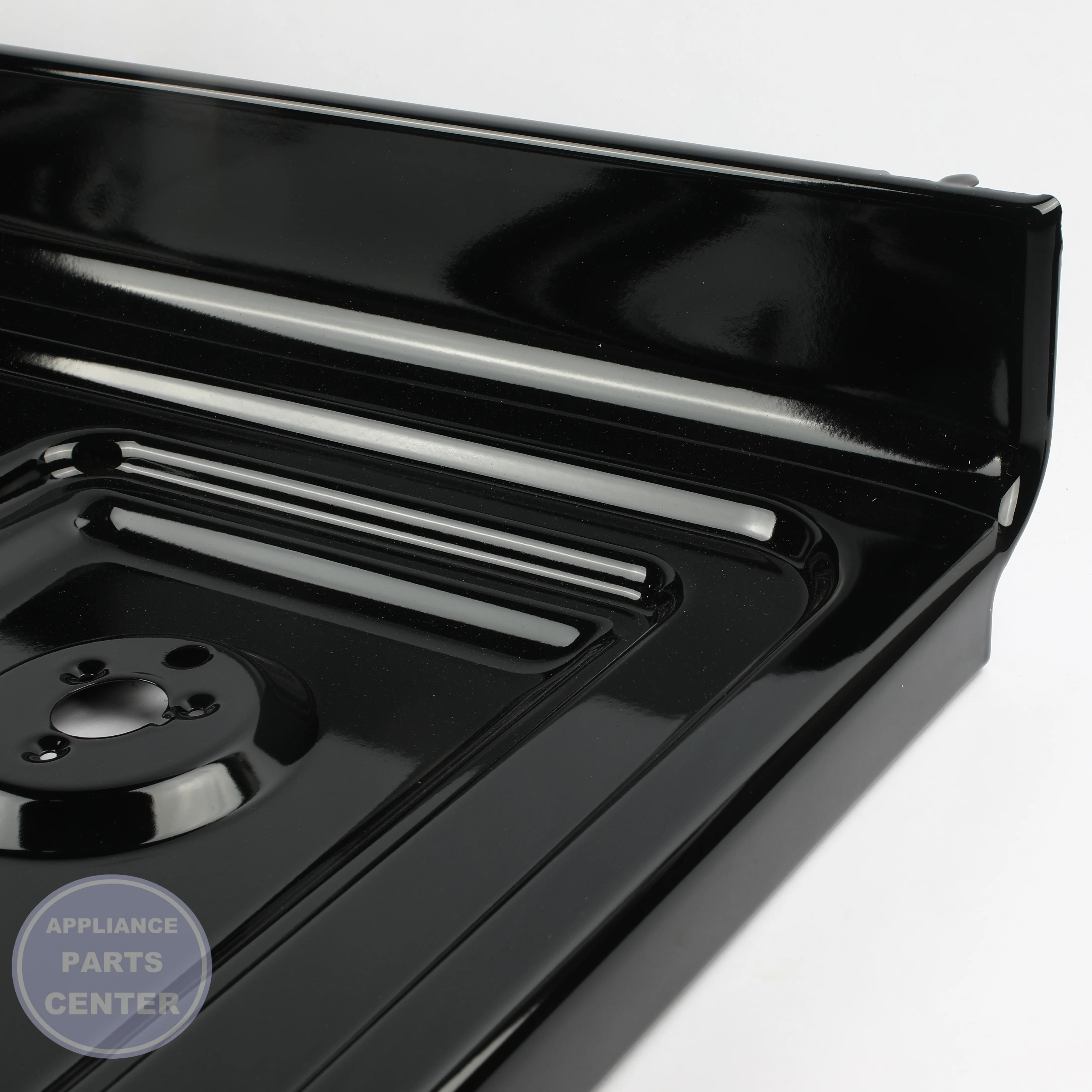 GEH BLACK RANGE TOP WB62X31581 - Installation in GEH model showing key mounting points