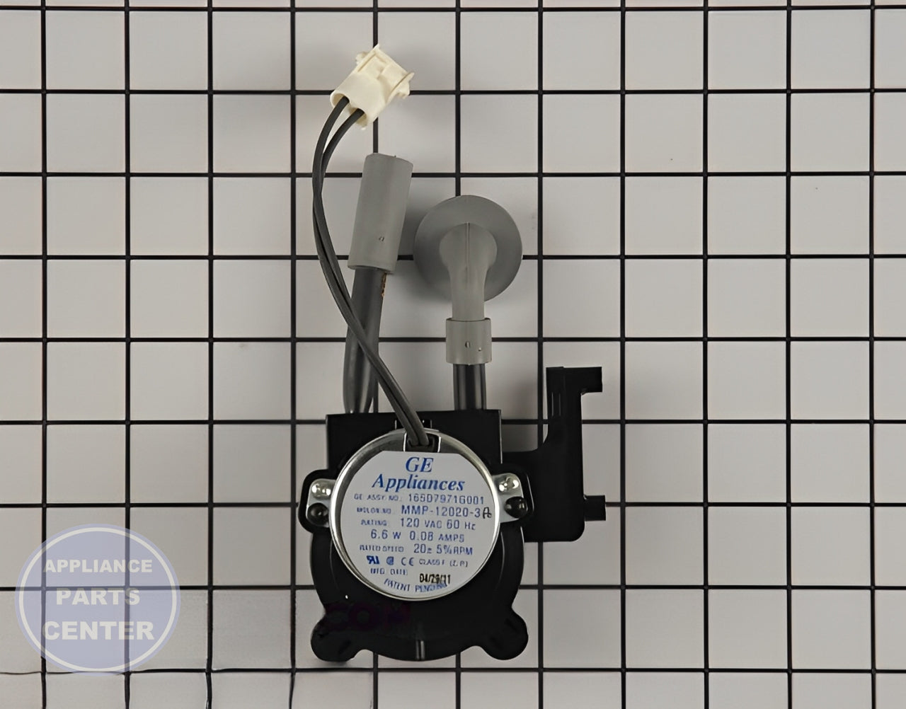 GEH WD12X10384 - Main view showing efficient detergent dispensing for GEH Dishwasher