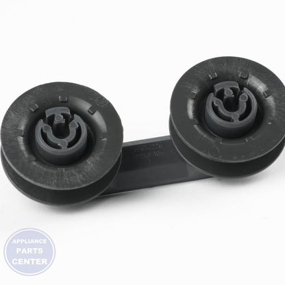 GEH UPPER RACK ROLLER AND STUD ASSEMBLY WD12X27743 - Installation in GEH model showing key mounting points