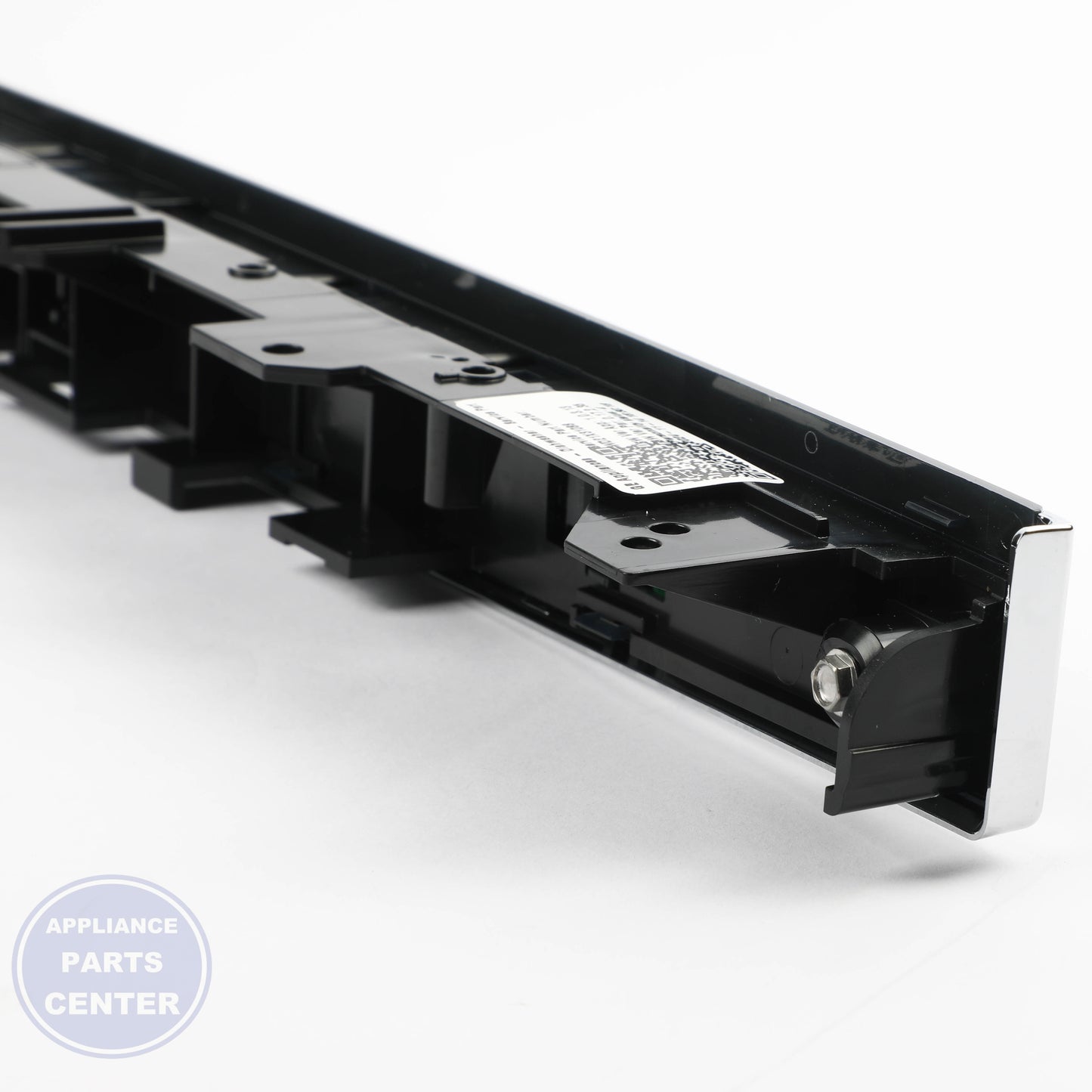 GEH CONFIGURED TOP UI CONTROL WITH COVER WD21X31088 - Installation in GEH model showing mounting points