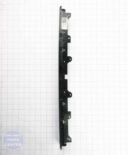 GEH CONFIGURED TOP UI CONTROL WITH COVER WD21X31088 - Installation in GEH model showing mounting points
