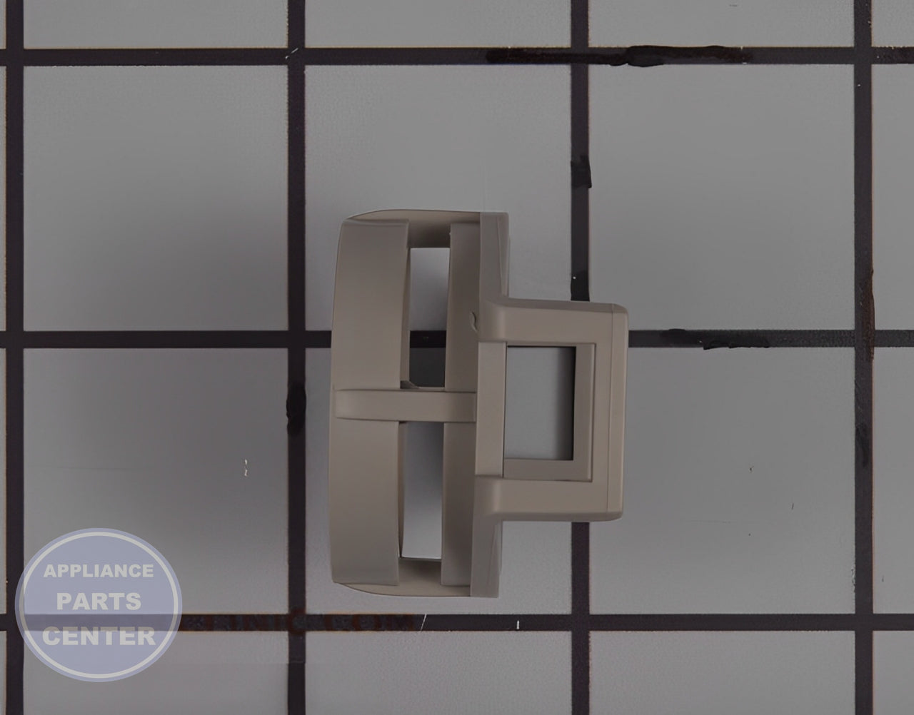 GE DISHWASHER HUB WD22X20688 - Detailed view of Wash Arm Support details