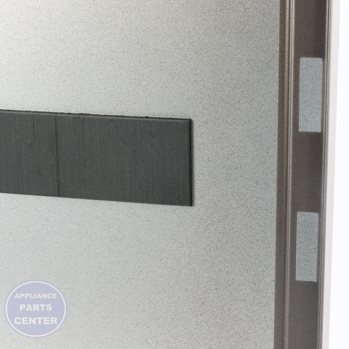GEH SLATE OUTER DOOR SERVICE ASM WD34X25744 - Installation in specific models showing key mounting points