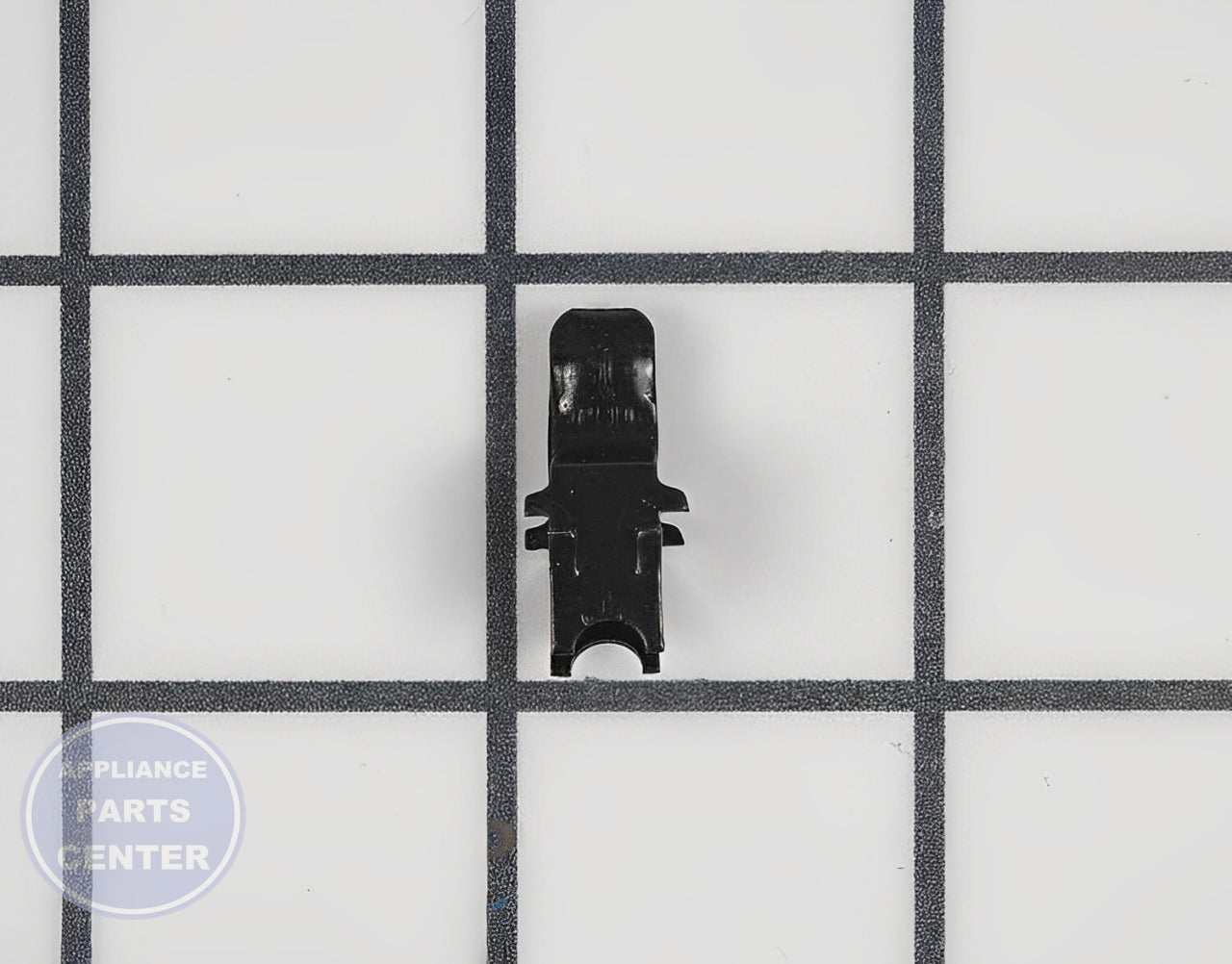 GE WASHER STRIKE WE01M10007 - Detailed view of the secure closure latch mechanism
