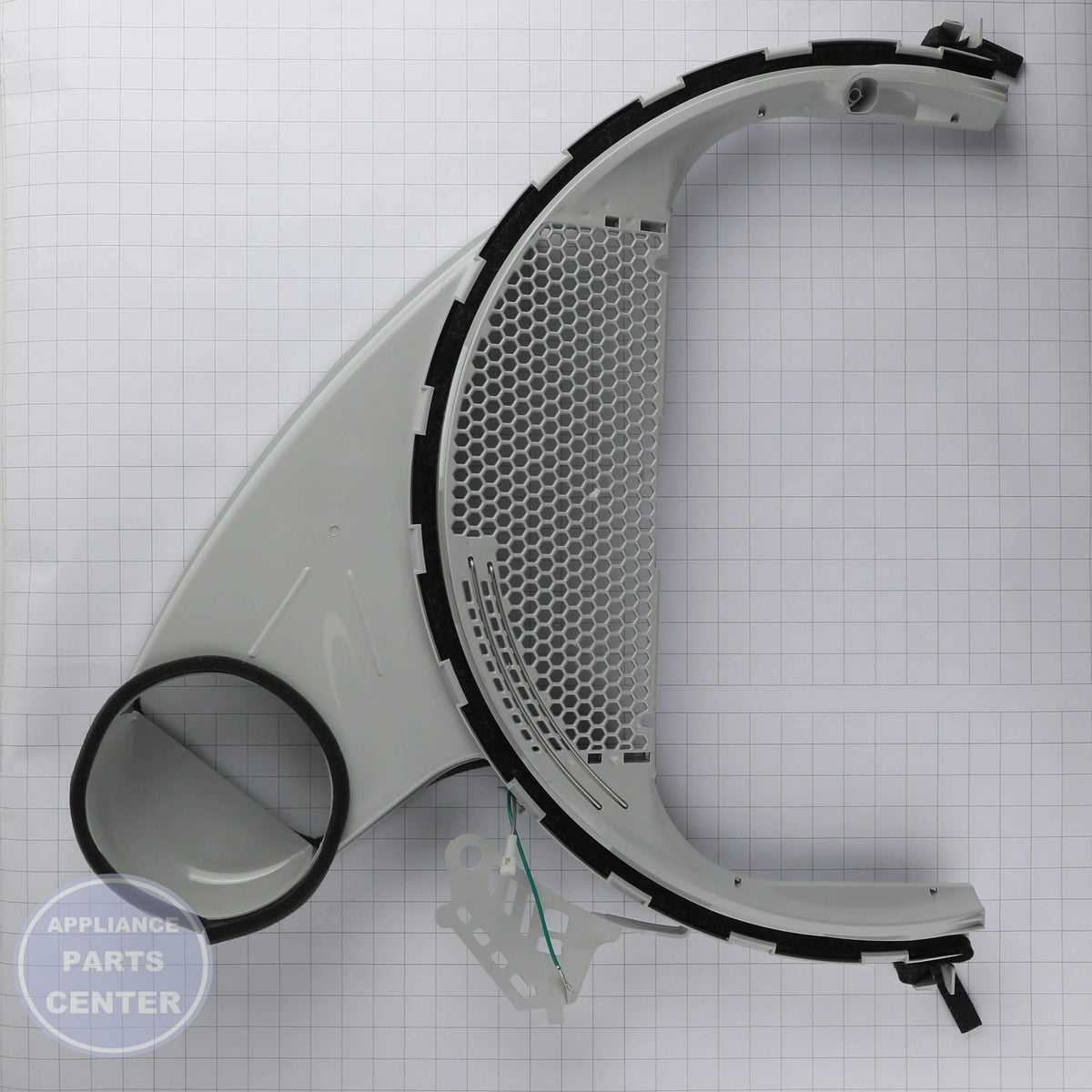 GEH TRAP DUCT ASM WE01X25334 - Installation in specific model showcasing mounting points