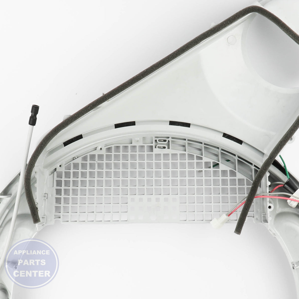 GEH TRAP DUCT ASM WE14X25086 - Installation in GEH model displaying key mounting points
