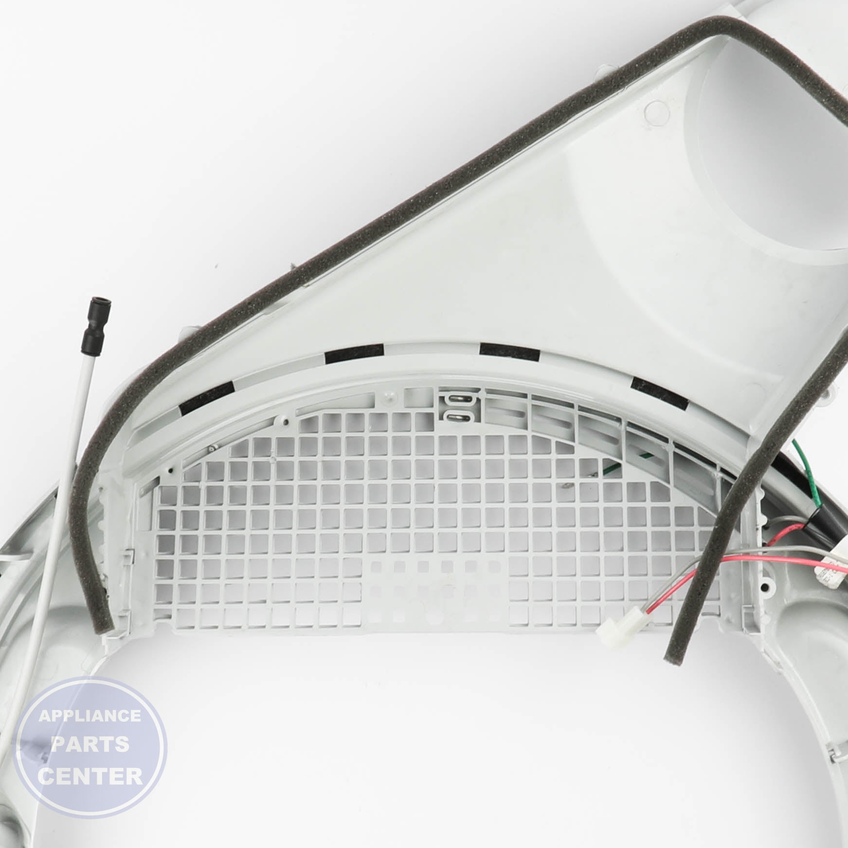 GEH TRAP DUCT ASM WE14X25086 - Installation in GEH model displaying key mounting points