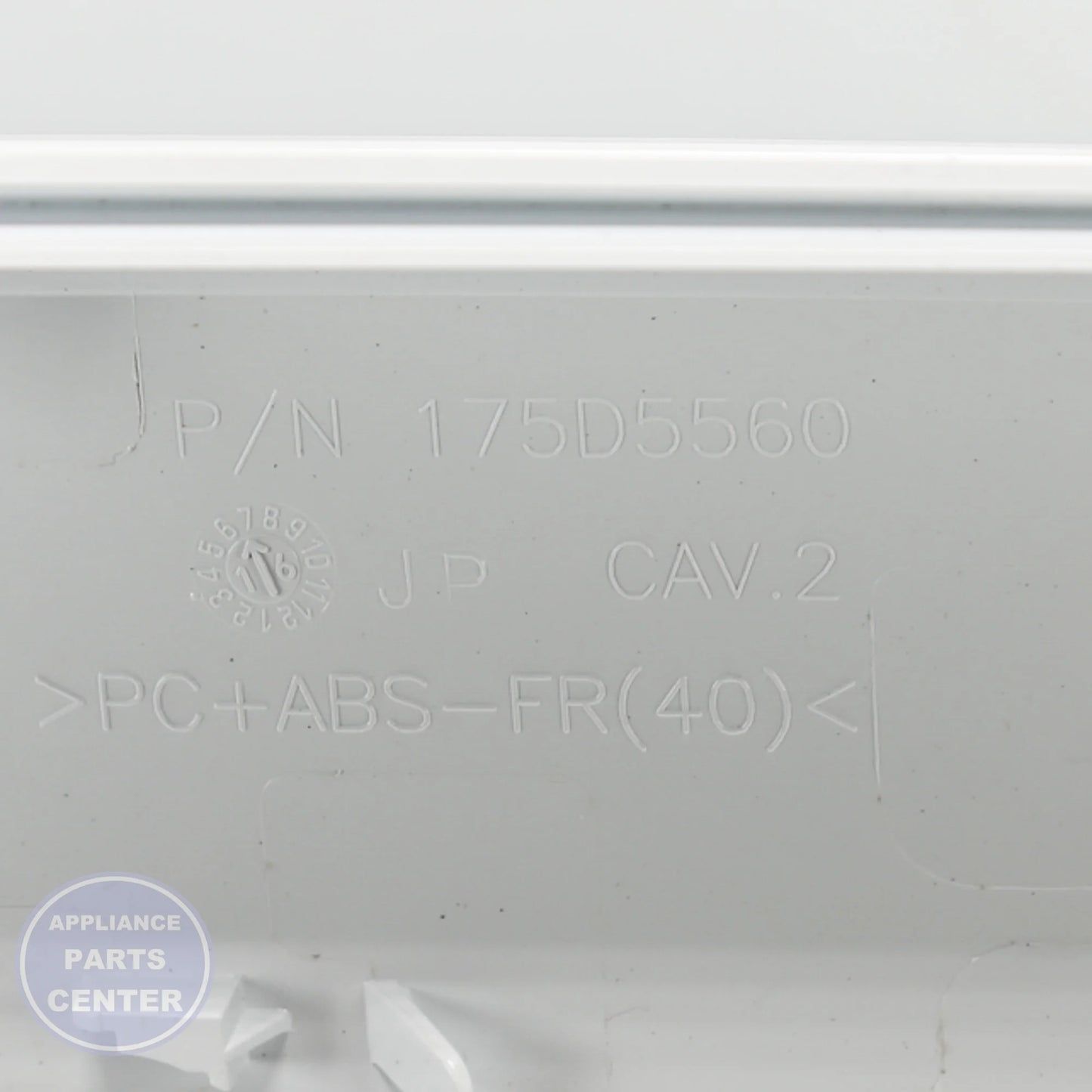GEH BKSPL. ASM. AND GRAPH.WH WE19M1670 - Installation in specific model showcasing key mounting points