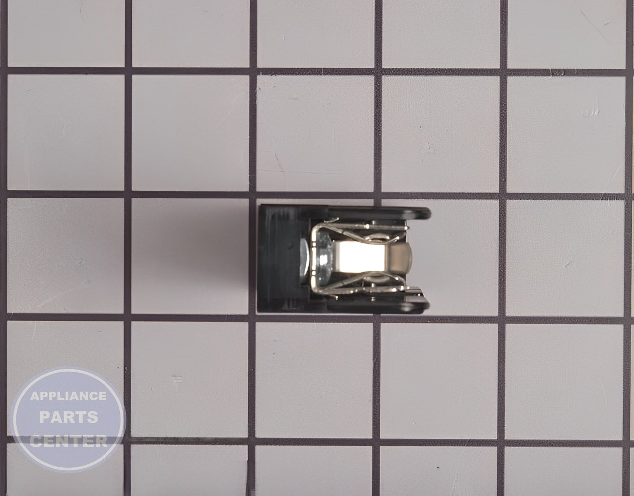 WE1M1003 - Side view with precise measurements
