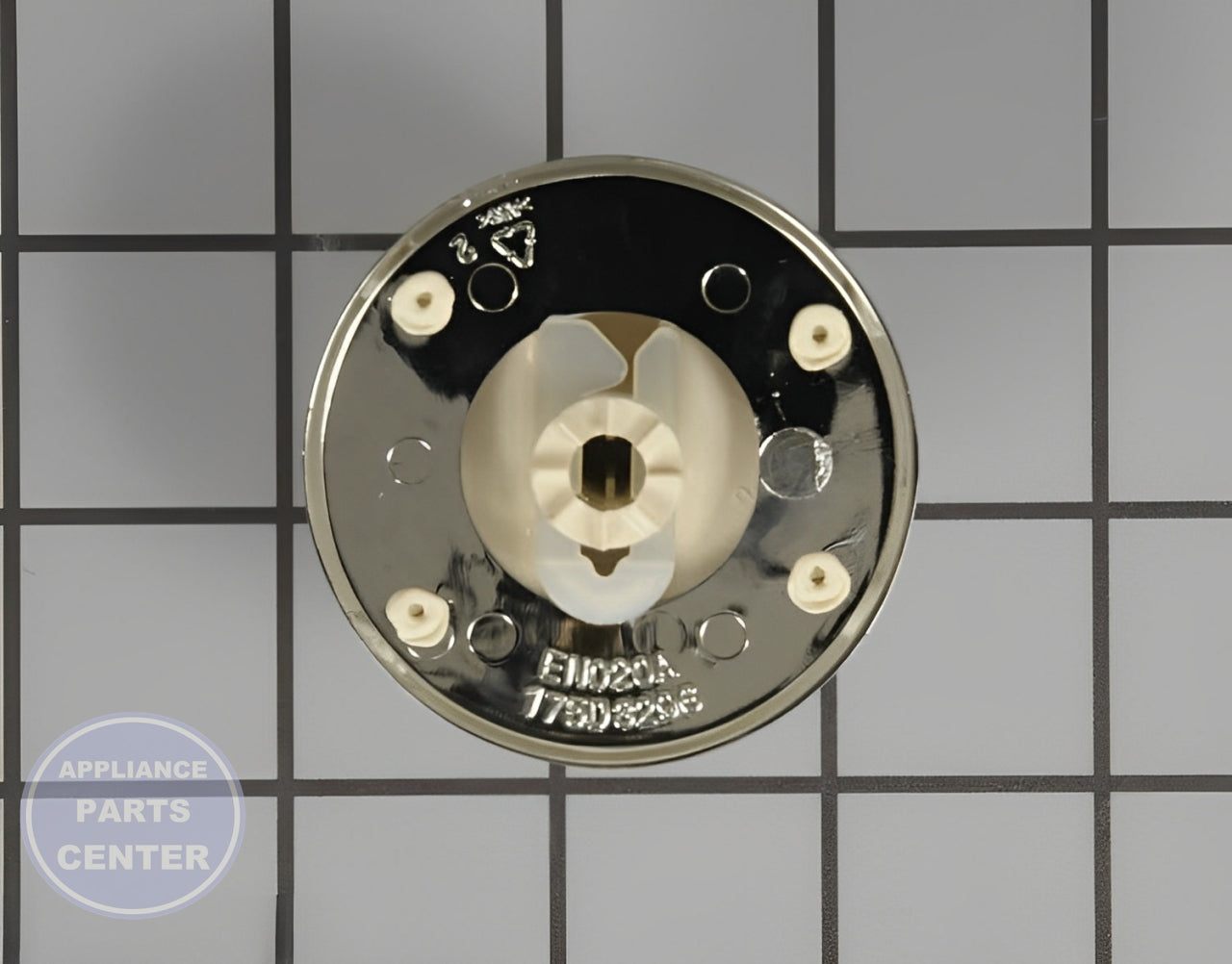 Control Knob WH01X10311 - Side view with X inches diameter