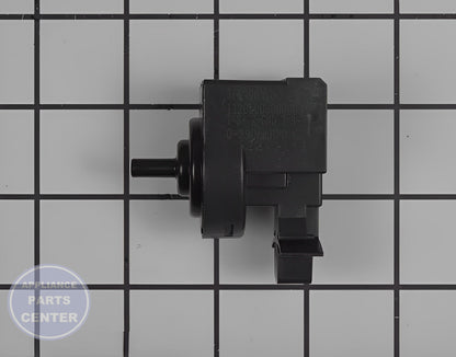 GE WASHER PRESSURE SWITCH WH12X20898 - Main view showing water level control for XYZ and ABC models