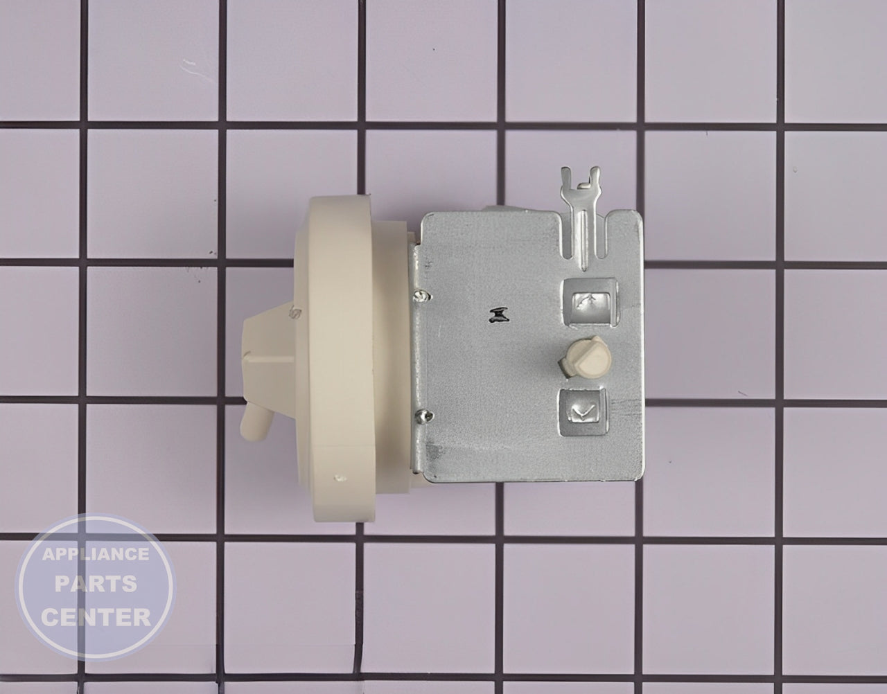 GE WASHER PRESSURE SWITCH WH12X22696 - Side view with 15 lbs pressure support