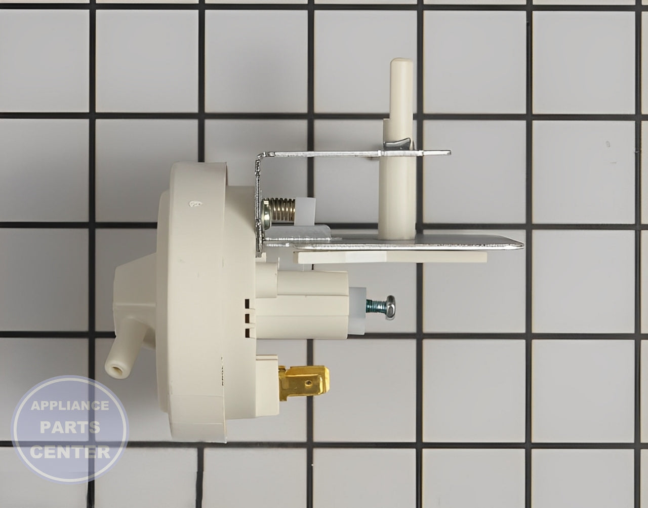 SWITCH PRESSURE WH12X22716 - Side view with 100 PSI capacity