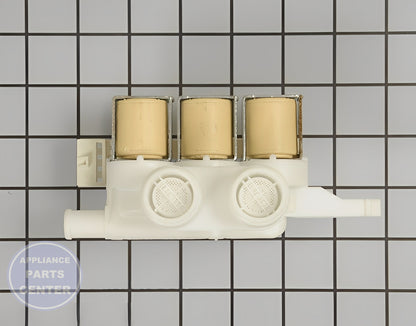 GE WATER VALVE TRIPLE WH13X10026 - Side view with precise valve specifications
